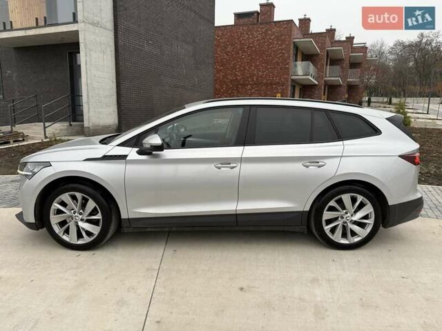 Серый Шкода Enyaq iV, объемом двигателя 0 л и пробегом 189 тыс. км за 19999 $, фото 17 на Automoto.ua