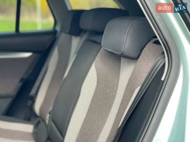 Серый Шкода Enyaq iV, объемом двигателя 0 л и пробегом 34 тыс. км за 22990 $, фото 48 на Automoto.ua