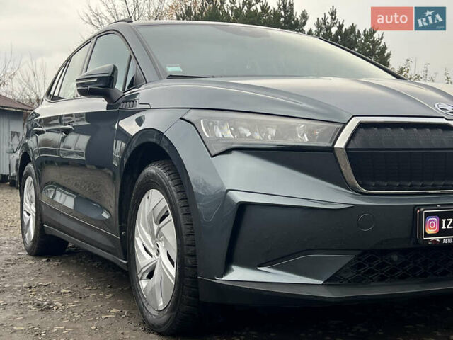 Серый Шкода Enyaq iV, объемом двигателя 0 л и пробегом 65 тыс. км за 22000 $, фото 8 на Automoto.ua