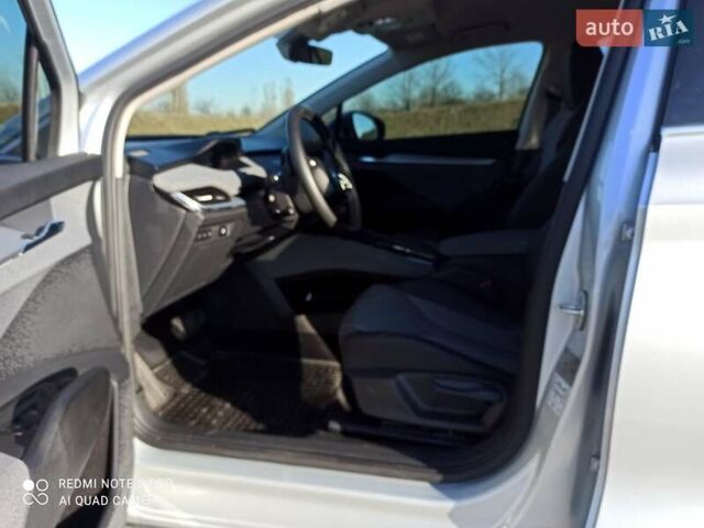 Серый Шкода Enyaq iV, объемом двигателя 0 л и пробегом 43 тыс. км за 29000 $, фото 7 на Automoto.ua