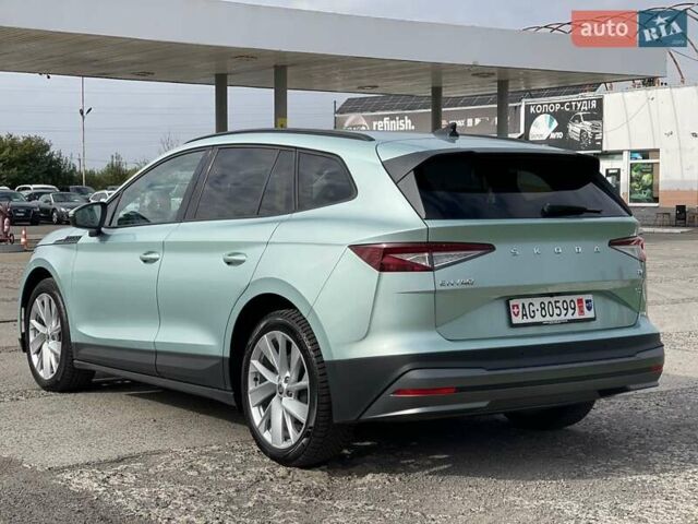 Серый Шкода Enyaq iV, объемом двигателя 0 л и пробегом 34 тыс. км за 22990 $, фото 9 на Automoto.ua
