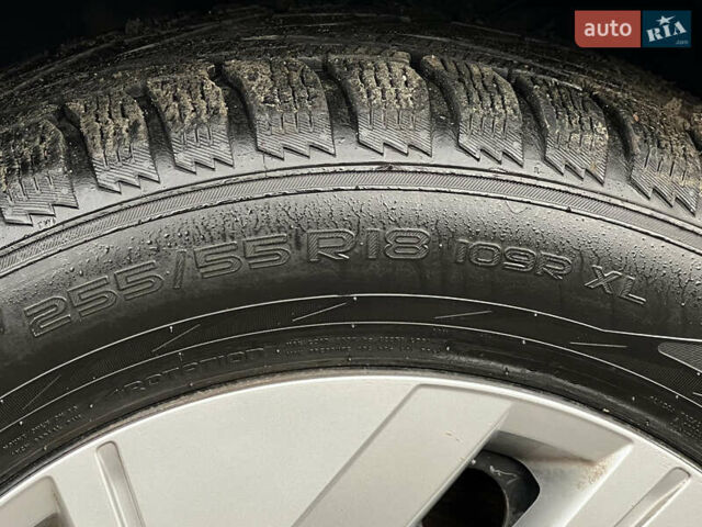 Серый Шкода Enyaq iV, объемом двигателя 0 л и пробегом 65 тыс. км за 22000 $, фото 26 на Automoto.ua