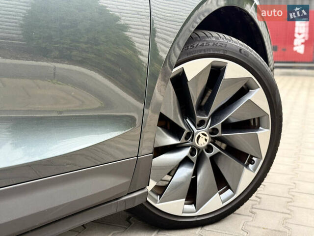 Сірий Шкода Enyaq iV, об'ємом двигуна 0 л та пробігом 169 тис. км за 24600 $, фото 16 на Automoto.ua