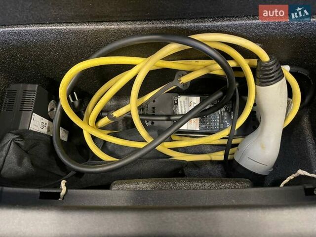 Шкода Enyaq iV 2022 в Луцке на Automoto.ua Серый Шкода Enyaq iV, объемом двигателя 0 л и пробегом 65 тыс. км за 21499 $, фото 11 на Automoto.ua