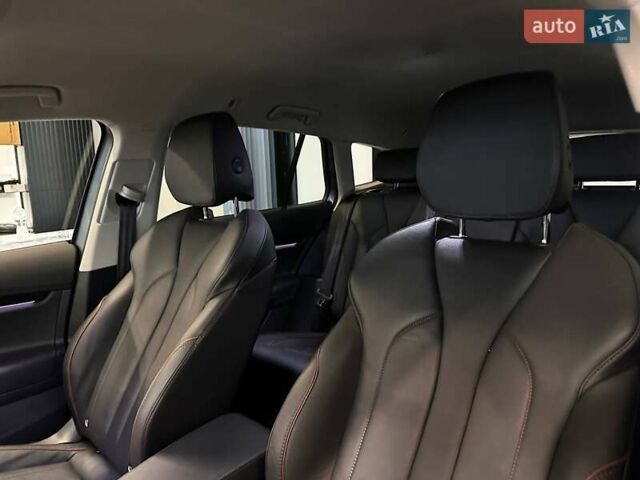 Серый Шкода Enyaq iV, объемом двигателя 0 л и пробегом 135 тыс. км за 26900 $, фото 13 на Automoto.ua