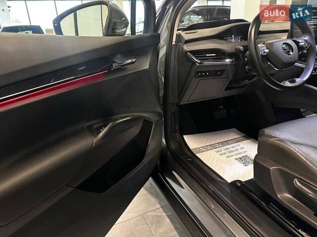 Серый Шкода Enyaq iV, объемом двигателя 0 л и пробегом 135 тыс. км за 26900 $, фото 10 на Automoto.ua