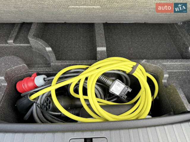 Сірий Шкода Enyaq iV, об'ємом двигуна 0 л та пробігом 169 тис. км за 24600 $, фото 73 на Automoto.ua