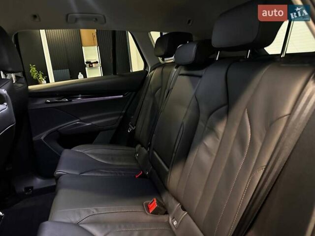 Серый Шкода Enyaq iV, объемом двигателя 0 л и пробегом 135 тыс. км за 26900 $, фото 26 на Automoto.ua