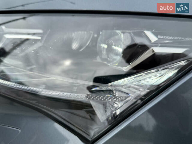 Сірий Шкода Enyaq iV, об'ємом двигуна 0 л та пробігом 169 тис. км за 24600 $, фото 10 на Automoto.ua
