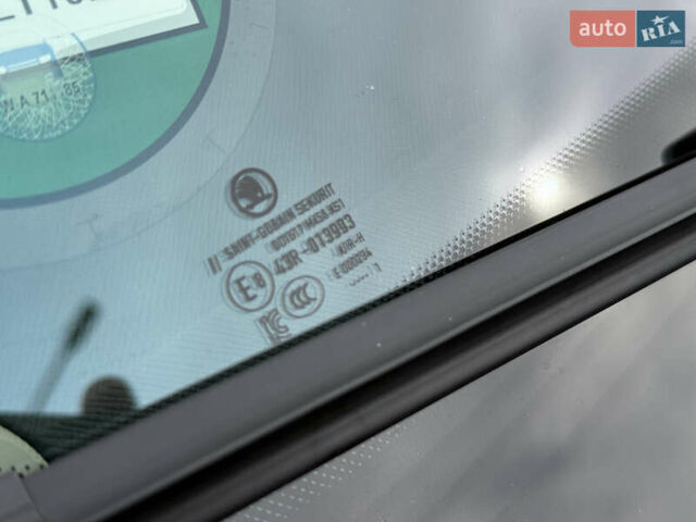 Сірий Шкода Enyaq iV, об'ємом двигуна 0 л та пробігом 169 тис. км за 24600 $, фото 13 на Automoto.ua