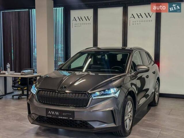 Серый Шкода Enyaq iV, объемом двигателя 0 л и пробегом 135 тыс. км за 26900 $, фото 7 на Automoto.ua