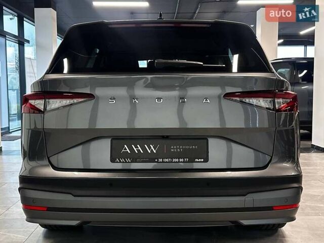 Серый Шкода Enyaq iV, объемом двигателя 0 л и пробегом 135 тыс. км за 26900 $, фото 34 на Automoto.ua