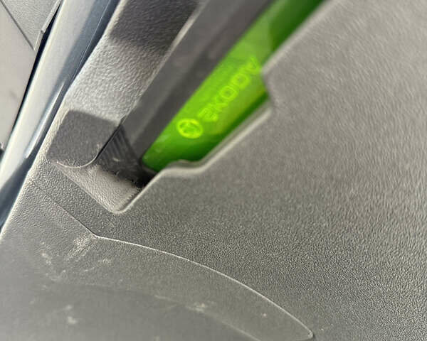 Сірий Шкода Enyaq iV, об'ємом двигуна 0 л та пробігом 169 тис. км за 24600 $, фото 72 на Automoto.ua