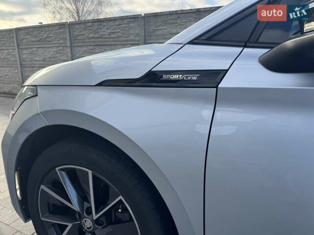 Серый Шкода Enyaq iV, объемом двигателя 0 л и пробегом 202 тыс. км за 25950 $, фото 5 на Automoto.ua