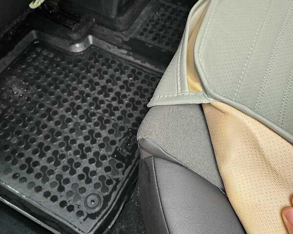 Сірий Шкода Enyaq iV, об'ємом двигуна 0 л та пробігом 70 тис. км за 24200 $, фото 24 на Automoto.ua