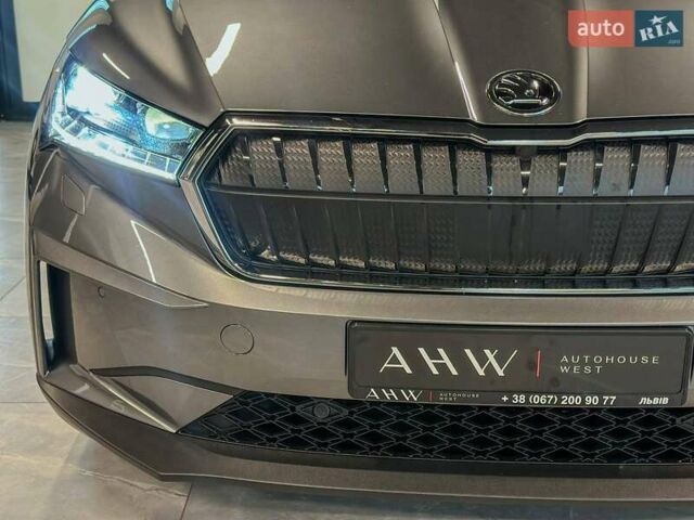 Серый Шкода Enyaq iV, объемом двигателя 0 л и пробегом 135 тыс. км за 26900 $, фото 2 на Automoto.ua
