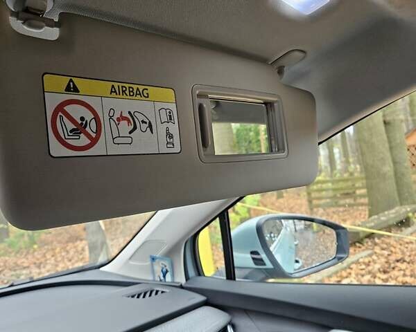 Сірий Шкода Enyaq iV, об'ємом двигуна 0 л та пробігом 70 тис. км за 24200 $, фото 8 на Automoto.ua