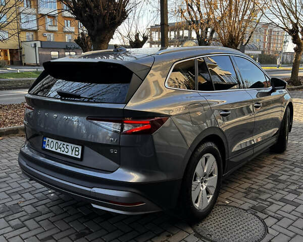 Серый Шкода Enyaq iV, объемом двигателя 0 л и пробегом 207 тыс. км за 19500 $, фото 3 на Automoto.ua