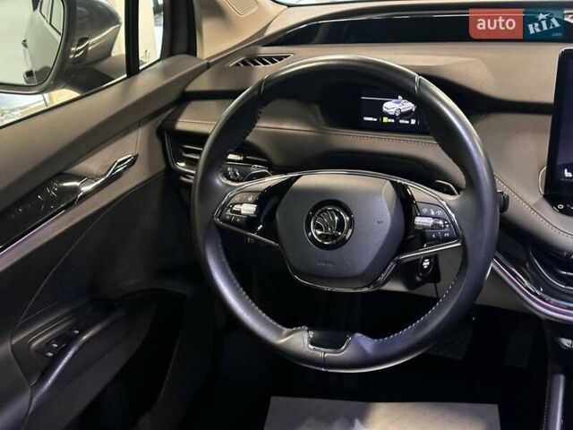 Серый Шкода Enyaq iV, объемом двигателя 0 л и пробегом 135 тыс. км за 26900 $, фото 28 на Automoto.ua