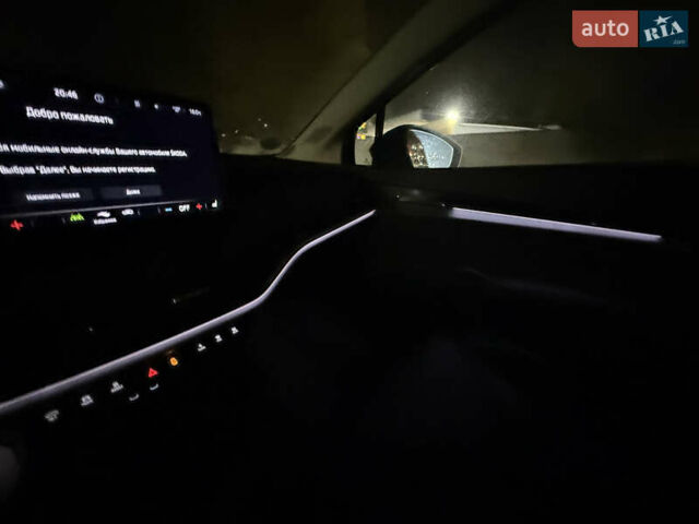 Сірий Шкода Enyaq iV, об'ємом двигуна 0 л та пробігом 169 тис. км за 24600 $, фото 82 на Automoto.ua