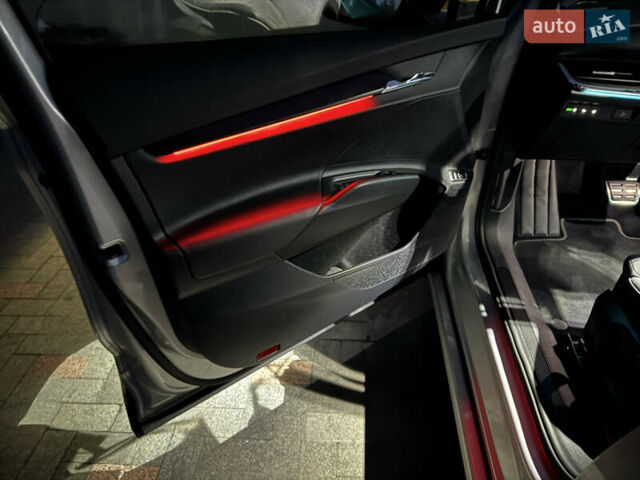 Серый Шкода Enyaq iV, объемом двигателя 0 л и пробегом 202 тыс. км за 25950 $, фото 21 на Automoto.ua