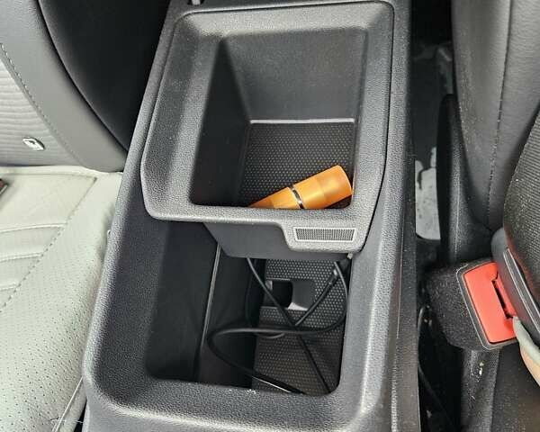 Сірий Шкода Enyaq iV, об'ємом двигуна 0 л та пробігом 70 тис. км за 24200 $, фото 11 на Automoto.ua