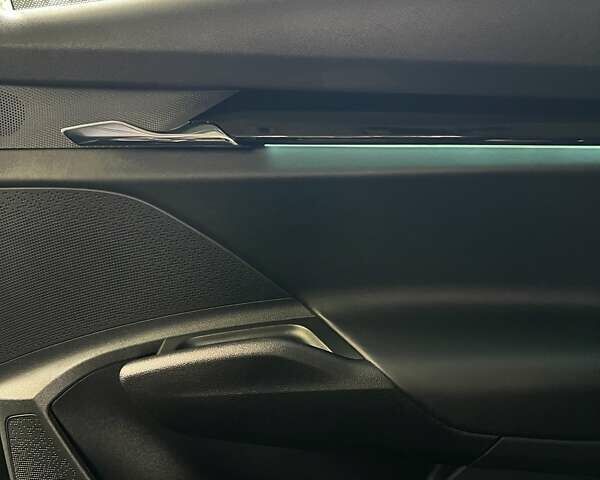 Серый Шкода Enyaq iV, объемом двигателя 0 л и пробегом 78 тыс. км за 27900 $, фото 20 на Automoto.ua