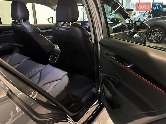 Серый Шкода Enyaq iV, объемом двигателя 0 л и пробегом 135 тыс. км за 26900 $, фото 27 на Automoto.ua