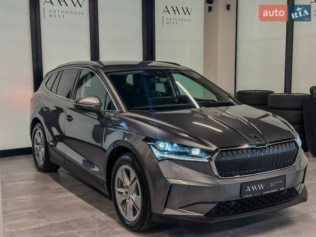 Серый Шкода Enyaq iV, объемом двигателя 0 л и пробегом 135 тыс. км за 26900 $, фото 6 на Automoto.ua