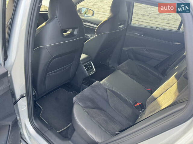 Серый Шкода Enyaq iV, объемом двигателя 0 л и пробегом 202 тыс. км за 25950 $, фото 11 на Automoto.ua