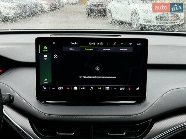 Серый Шкода Enyaq iV, объемом двигателя 0 л и пробегом 46 тыс. км за 31690 $, фото 29 на Automoto.ua