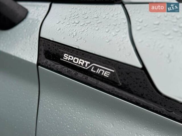 Серый Шкода Enyaq iV, объемом двигателя 0 л и пробегом 46 тыс. км за 31690 $, фото 4 на Automoto.ua