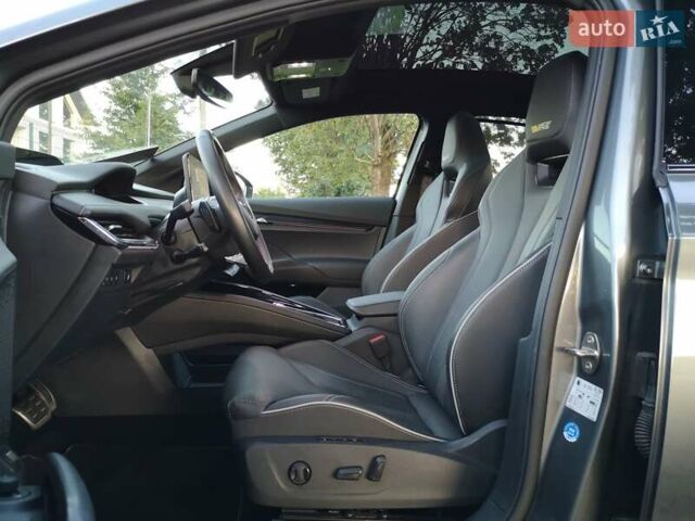 Серый Шкода Enyaq iV, объемом двигателя 0 л и пробегом 41 тыс. км за 33300 $, фото 38 на Automoto.ua