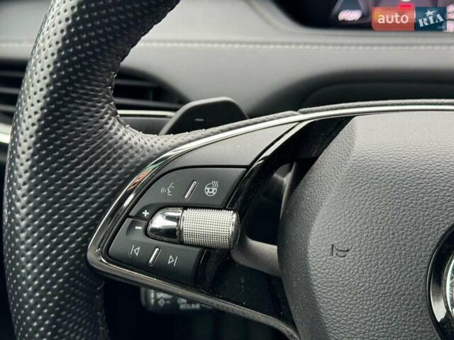 Серый Шкода Enyaq iV, объемом двигателя 0 л и пробегом 46 тыс. км за 31690 $, фото 36 на Automoto.ua