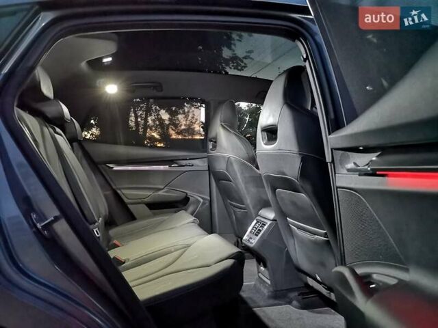 Серый Шкода Enyaq iV, объемом двигателя 0 л и пробегом 41 тыс. км за 33300 $, фото 66 на Automoto.ua