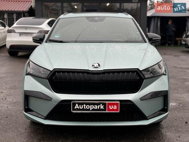 Серый Шкода Enyaq iV, объемом двигателя 0 л и пробегом 46 тыс. км за 31690 $, фото 1 на Automoto.ua