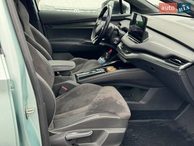 Серый Шкода Enyaq iV, объемом двигателя 0 л и пробегом 46 тыс. км за 31690 $, фото 27 на Automoto.ua