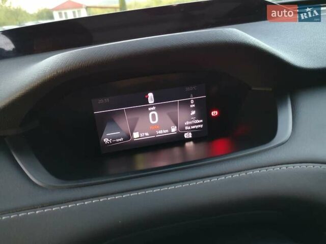 Серый Шкода Enyaq iV, объемом двигателя 0 л и пробегом 41 тыс. км за 33300 $, фото 35 на Automoto.ua