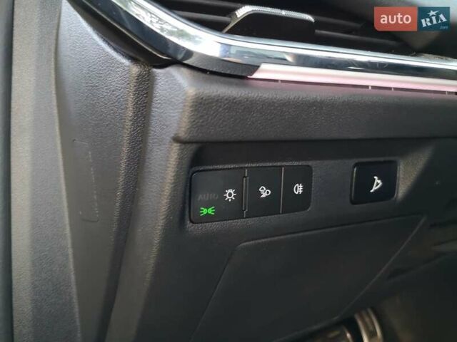 Серый Шкода Enyaq iV, объемом двигателя 0 л и пробегом 41 тыс. км за 33300 $, фото 34 на Automoto.ua