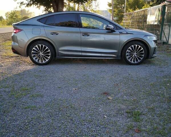 Серый Шкода Enyaq iV, объемом двигателя 0 л и пробегом 41 тыс. км за 33300 $, фото 3 на Automoto.ua