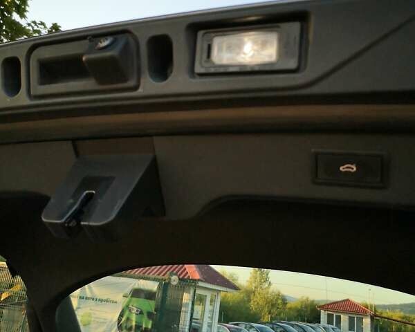 Серый Шкода Enyaq iV, объемом двигателя 0 л и пробегом 41 тыс. км за 33300 $, фото 19 на Automoto.ua