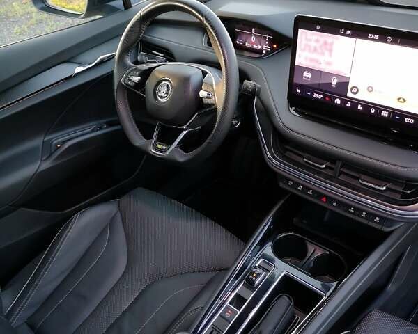Серый Шкода Enyaq iV, объемом двигателя 0 л и пробегом 41 тыс. км за 33300 $, фото 11 на Automoto.ua