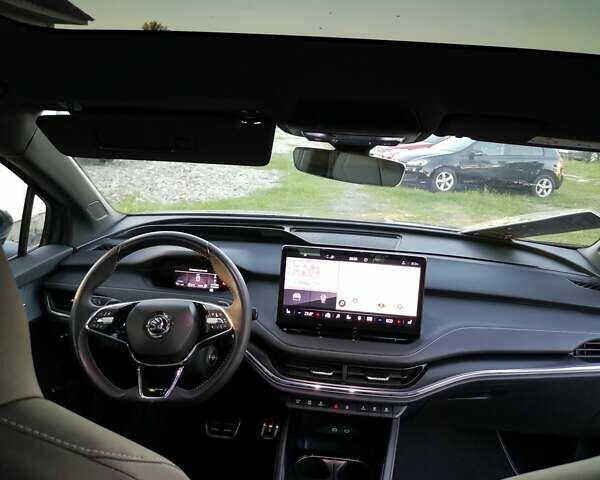 Серый Шкода Enyaq iV, объемом двигателя 0 л и пробегом 41 тыс. км за 33300 $, фото 14 на Automoto.ua