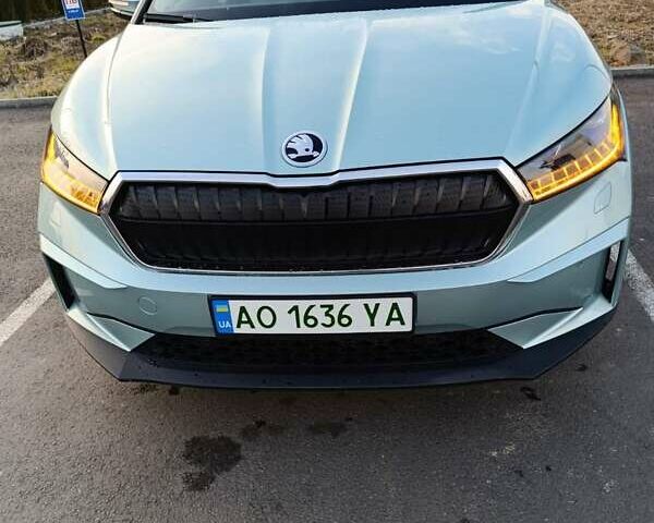 Серый Шкода Enyaq iV, объемом двигателя 0 л и пробегом 1 тыс. км за 28500 $, фото 6 на Automoto.ua