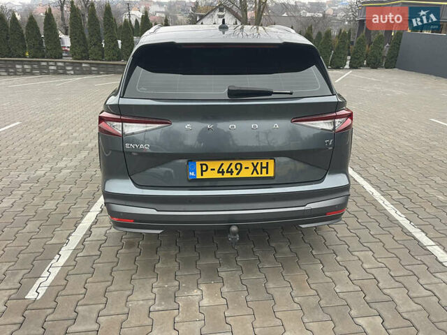 Серый Шкода Enyaq iV, объемом двигателя 0 л и пробегом 105 тыс. км за 23800 $, фото 5 на Automoto.ua
