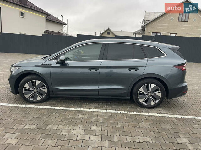 Серый Шкода Enyaq iV, объемом двигателя 0 л и пробегом 105 тыс. км за 23800 $, фото 3 на Automoto.ua