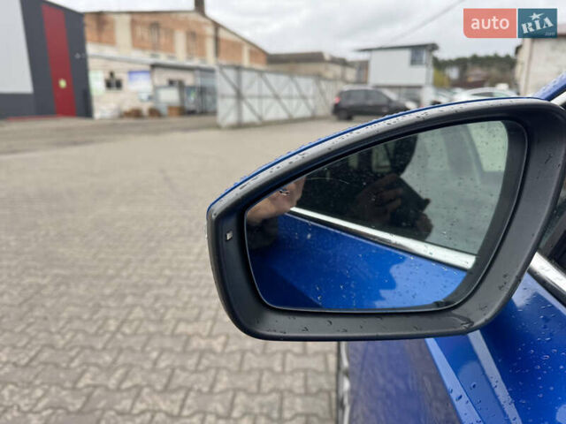 Синий Шкода Enyaq iV, объемом двигателя 0 л и пробегом 280 тыс. км за 17800 $, фото 43 на Automoto.ua