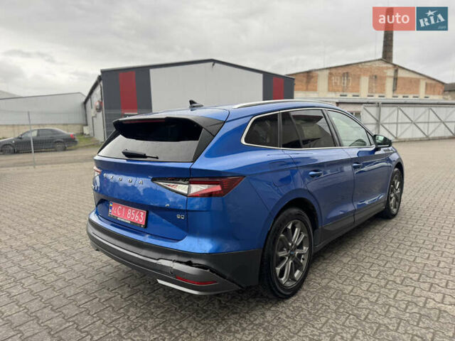 Синий Шкода Enyaq iV, объемом двигателя 0 л и пробегом 280 тыс. км за 17800 $, фото 4 на Automoto.ua