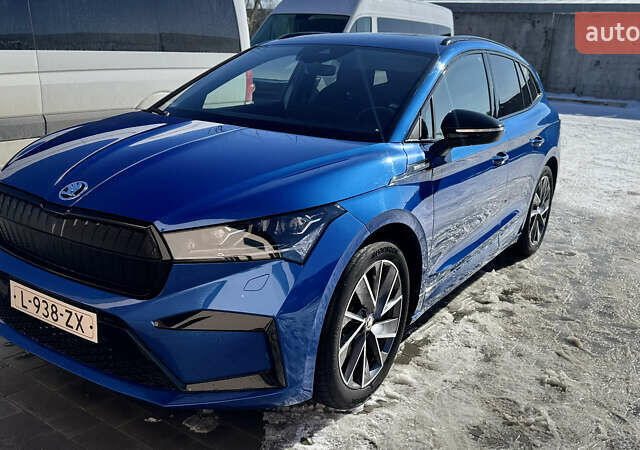 Синий Шкода Enyaq iV, объемом двигателя 0 л и пробегом 195 тыс. км за 21900 $, фото 20 на Automoto.ua