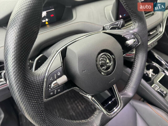 Синий Шкода Enyaq iV, объемом двигателя 0 л и пробегом 280 тыс. км за 17800 $, фото 27 на Automoto.ua